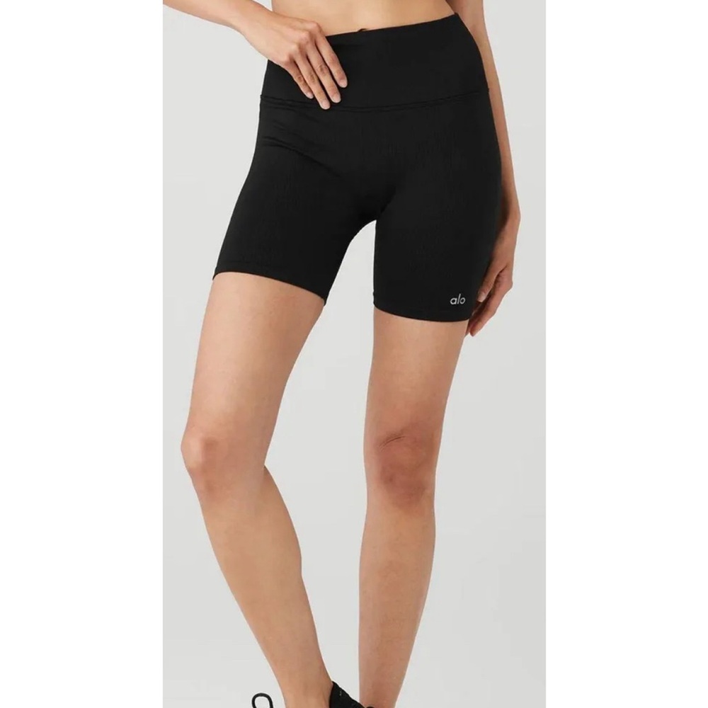 Alo yoga biker shorts